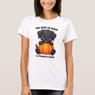 Labrador holding a Pumpkin, halloween T-Shirt