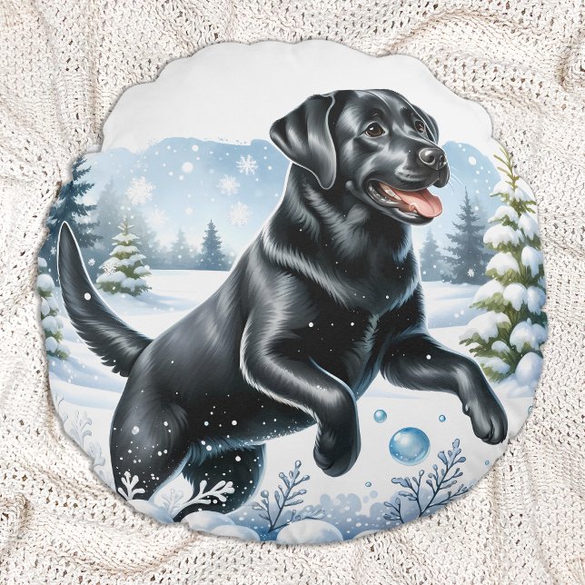 Labrador Retriever Winter Holiday Dog Christmas  Round Cushion (Creator Uploaded)