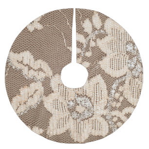 Lace Delicacy: White Fabric Artistry Brushed Polyester Tree Skirt