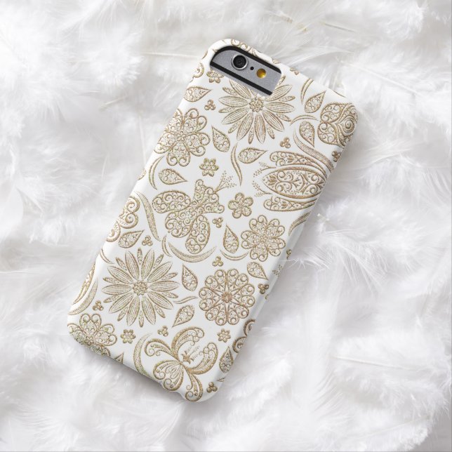Lacy Floral Pattern Gold iPhone 6 Case (In Situ)