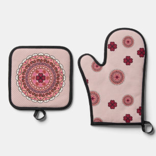 Lacy Valentine's Day Oven Mitt & Pot Holder Set