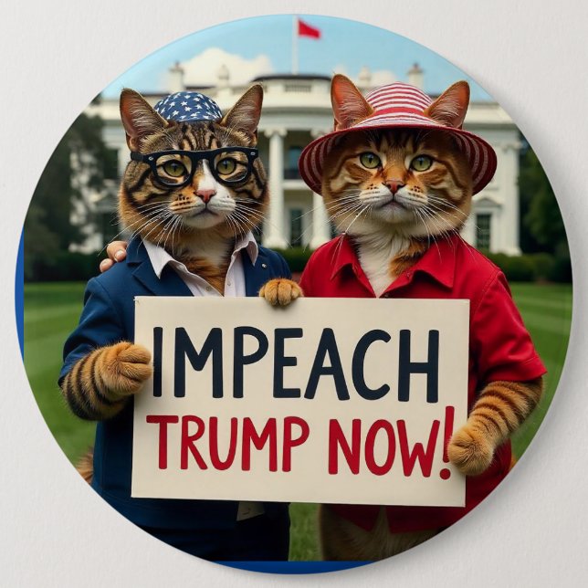 Lady Cats say Impeach Trump 6 Cm Round Badge (Front)