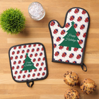 LADYBUG ART OVEN MITT & POT HOLDER SET