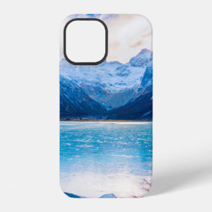 Laguna Esmeralda at Ushuaiaushuaia,lagoon,patagoni iPhone 12 Case