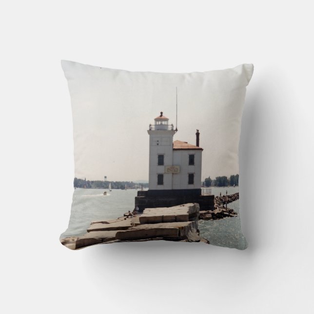 Lake Erie Lighthouse Cushion (Front)