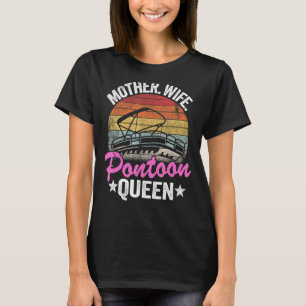 Lake Life Women Mum Mother Wife Pontoon Queen 2 T-Shirt