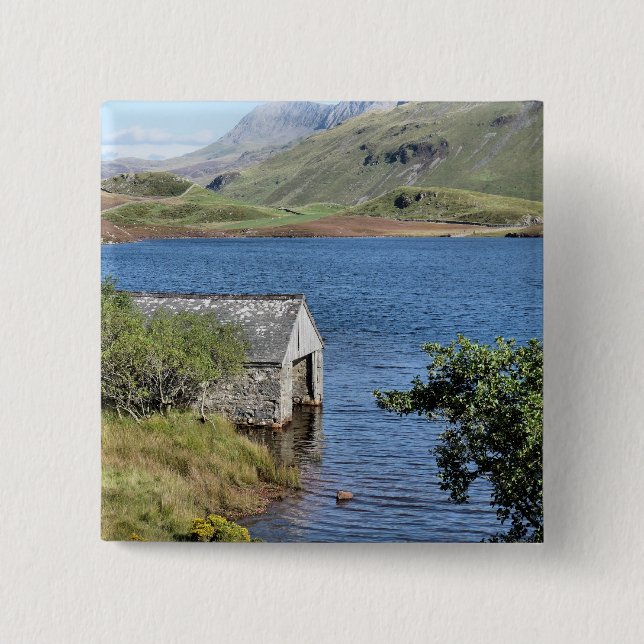 LAKES 15 CM SQUARE BADGE (Front)