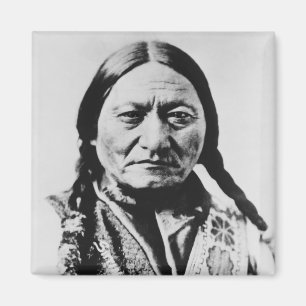 Lakota Chief Surrender: Sitting Bull Fort Buford Magnet