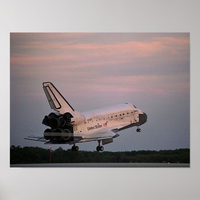 Landing of Space Shuttle Discovery (STS-85) Poster (Front)