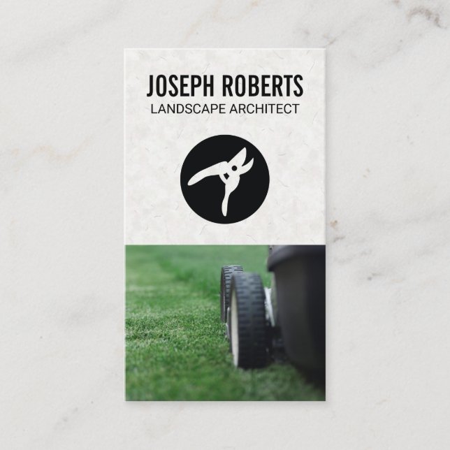 Landscape Architect | Trimmers | Lawnmower Business Card (Front)