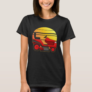 Landscape Gardener Ride On Mower Lawn Tractor Gard T-Shirt