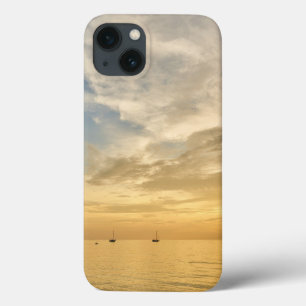 Landscape-nature-beach-sky-clouds iPhone 13 Case