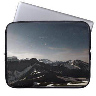 LANDSCAPE PHOTOGRAPHY OF BLACK AND WHITE MOUNTAIN LAPTOP SLEEVE