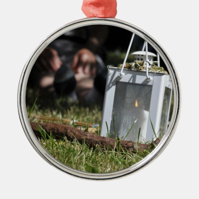 Lantern of light metal tree decoration (Front)