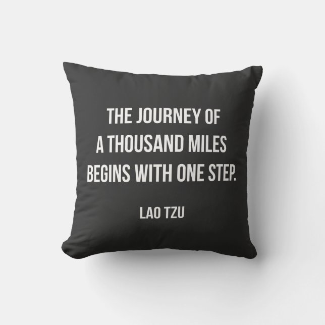Lao Tzu motivational quote. Cushion (Front)