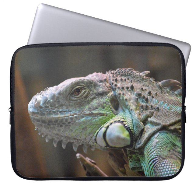 Laptop Sleeve with head of colourful Iguana lizard (Front)