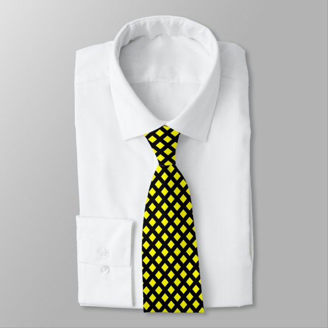 Large 45 Deg Net Pattern Black and Yellow Tie (Tied)