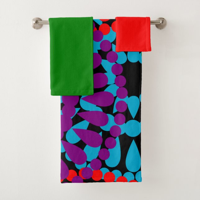 Large Circles  Bath Towel Set (Insitu)