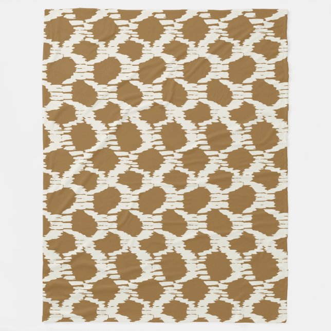 Large dots in contrast brown fleece blanket (Front)
