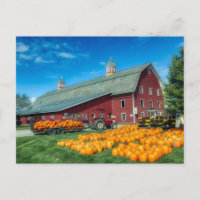 Large Red Vermont Barn With Pumpkins