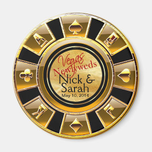 Las Vegas VIP Gold Black Sand Casino Chip Favour Magnet