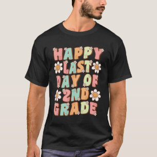 Last Day Of 2nd Grade Cute Groovy Second Grade Tea T-Shirt