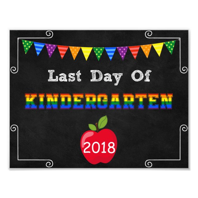 Last Day of Kindergarten Editable Sign (Front)