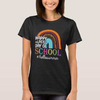 Last Day of School Cute Rainbow Hello Summer Teach T-Shirt
