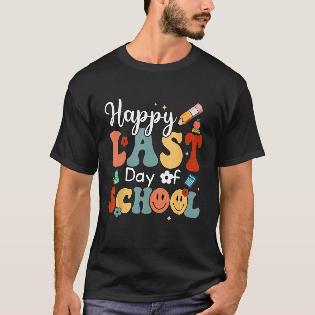 Last Day Of School Vibes Retro Groovy Smile Face G T-Shirt (Front)
