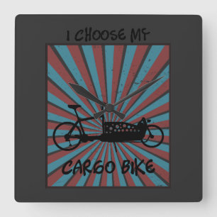 Lastenrad im Auge mit Strahlen und Spruch Square Wall Clock