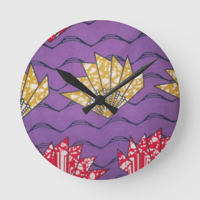 Latest Africa Wavy Traditional Fashion Pattern Art Round Clock (Front)