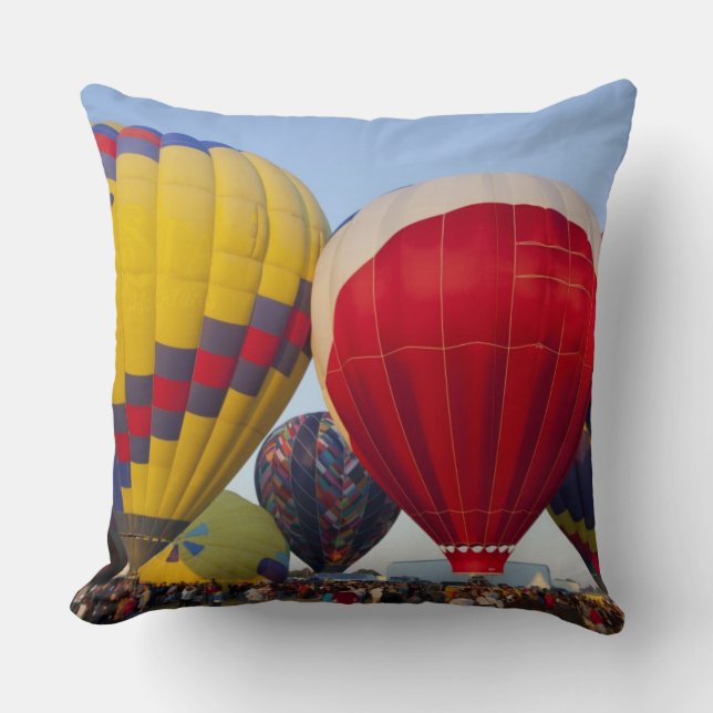 Launching hot air balloons cushion (Front)