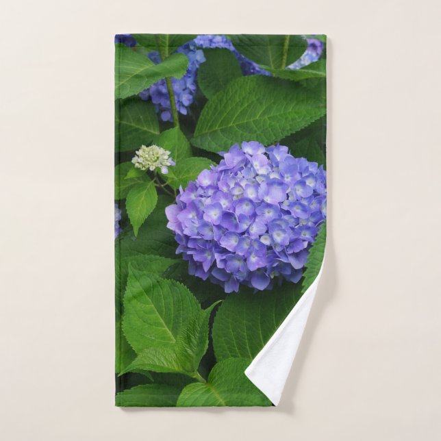 Lavender Hydrangea Hand Towel (Hand Towel)