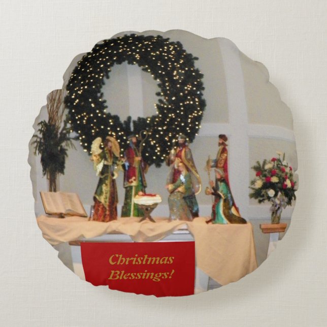 Lavish Richly Coloured Nativity Display Design Round Cushion (Front)