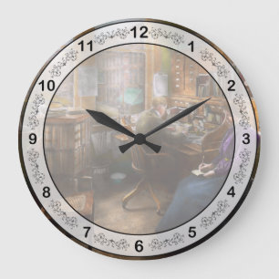 Lawyer - Always taking notes - 1902 Large Clock
