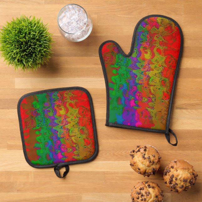 "Layered in Colour" Oven Mitt & Potholder Set (Top Down)