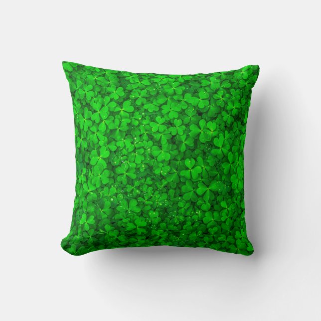 Leaf clover green shamrock spring cushion (Front)