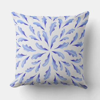 Leaf design patterns cushion