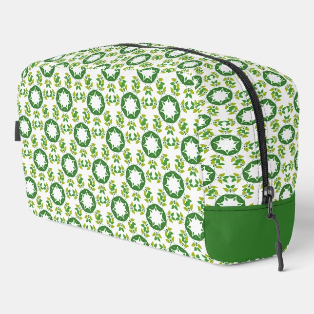 Leaf Pattern, Pattern Of Leaves, Green Leaves Dopp Kit (Right Corner)