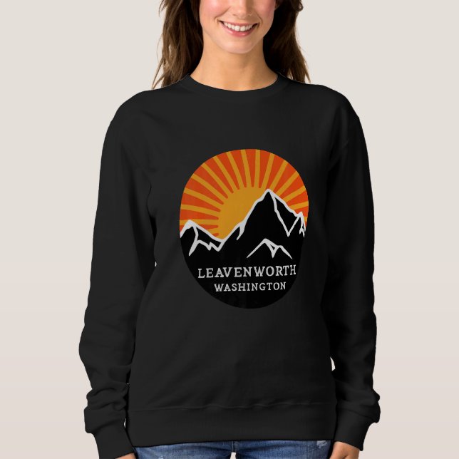 Leavenworth Washington Retro Sunset Mountains Vint Sweatshirt (Front)