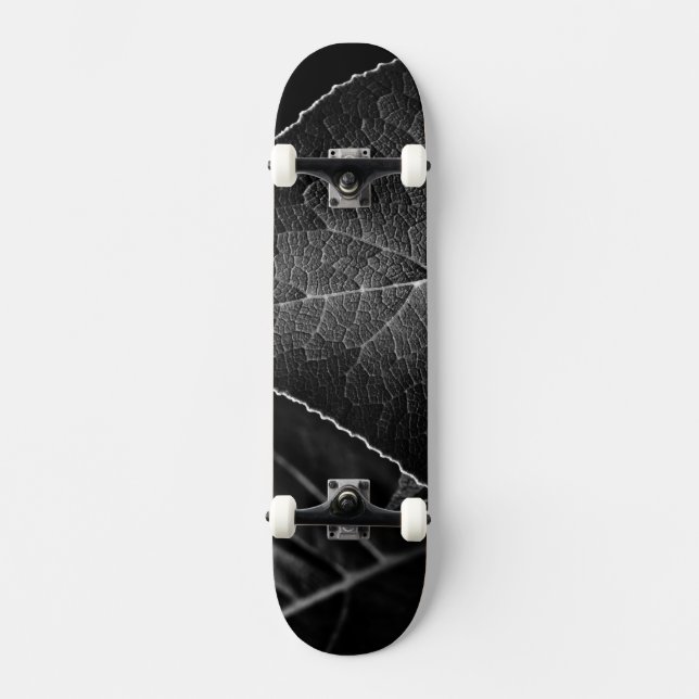 leaves being skateboard (Front)