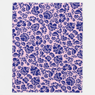 Leaves pattern.13.bw Lpink BG Fleece Blanket
