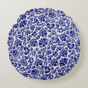 Leaves pattern.13.bw offwhite BG Round Cushion