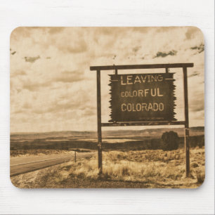 leaving colourful colorado sign mouse pad
