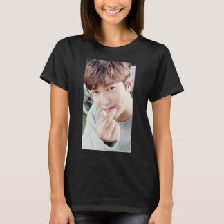 lee min ho love T-Shirt