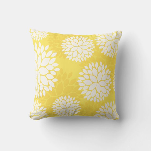 Lemon Yellow Floral Pattern Pillow (Front)