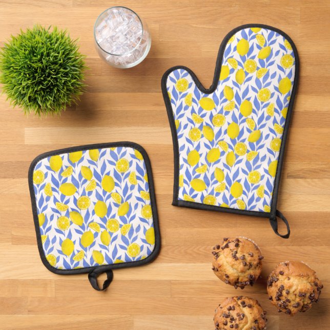 Lemons Blue Mediterranean Oven Mitt & Pot Holder Set (Top Down)
