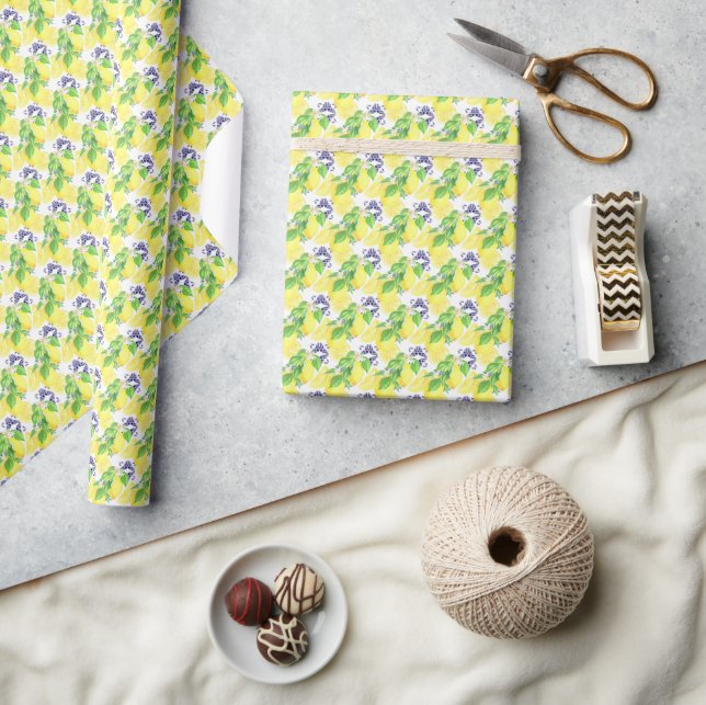 Lemons Damask Pattern Wrapping Paper (Crafts)