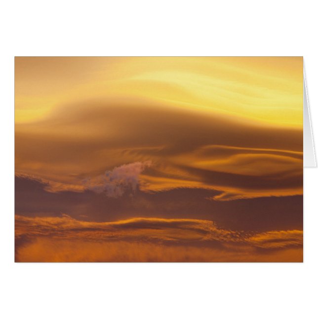 Lenticular cloud at sunset (Front Horizontal)