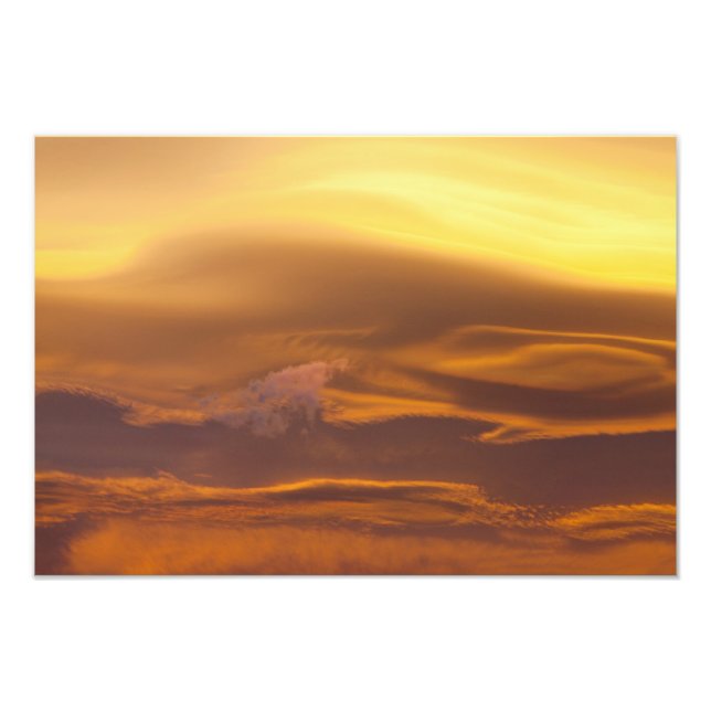 Lenticular cloud at sunset photo print (Front)